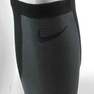 COPY - Nike Pro Hyperstrong Calf Sleeve *XL*